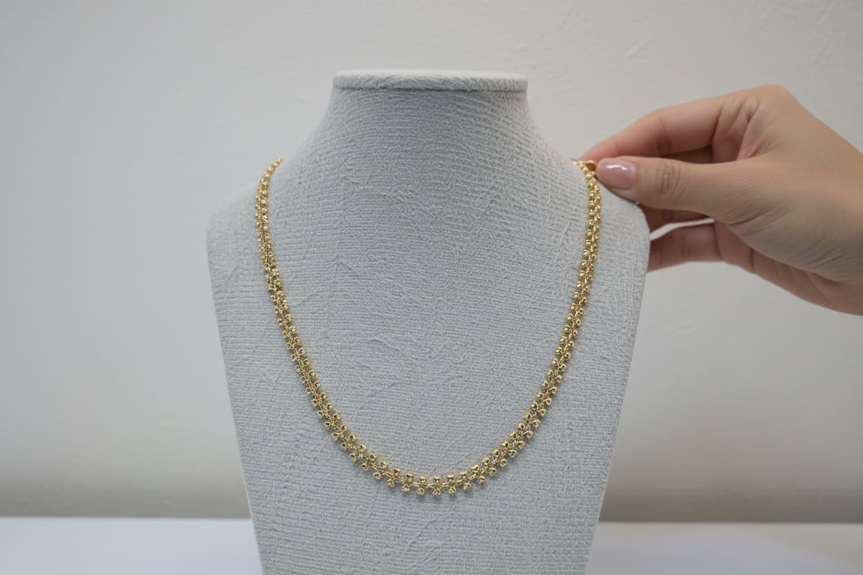Colar Corações Duplos Dourado