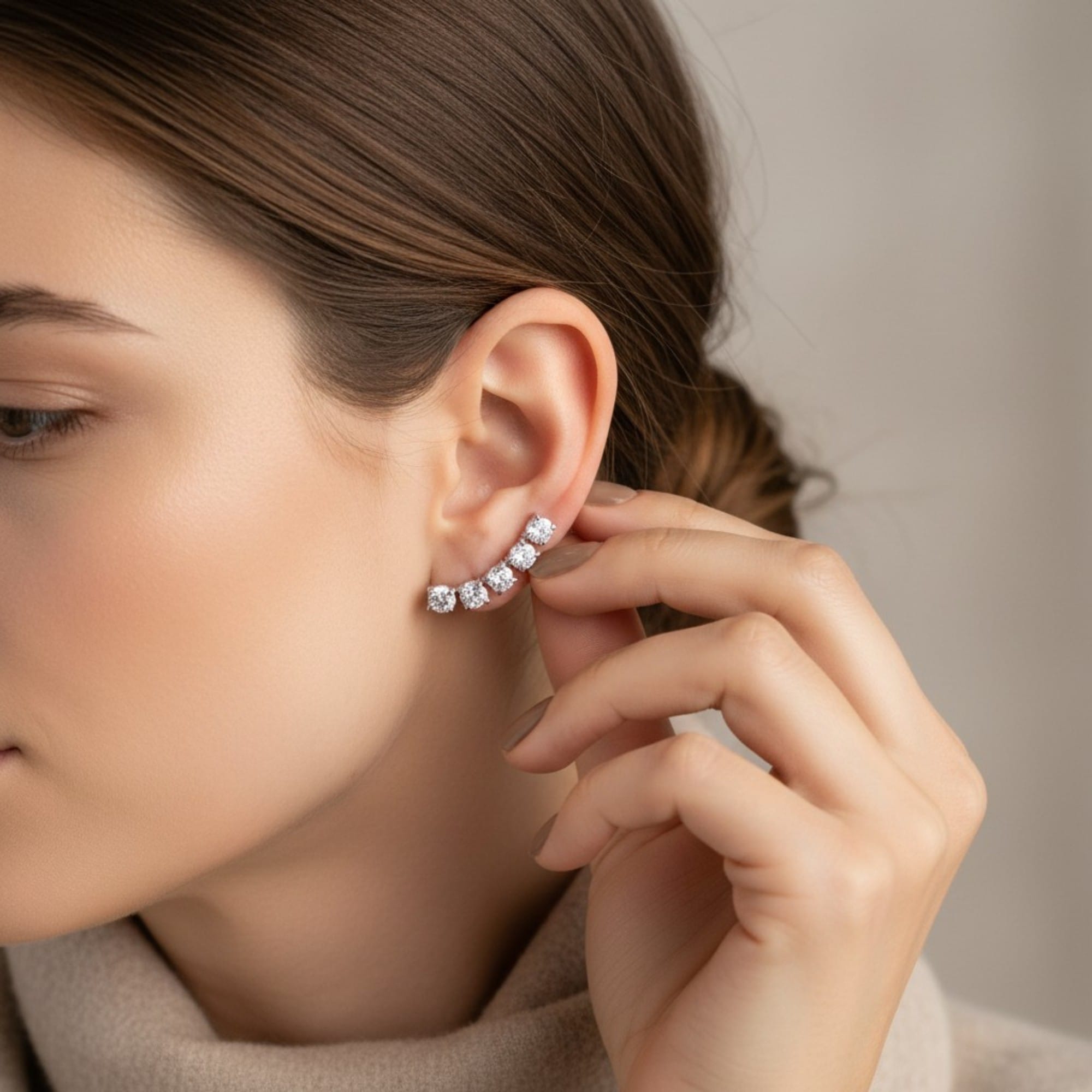 Brinco Ear Cuff Cristal Prateado – imagem 2