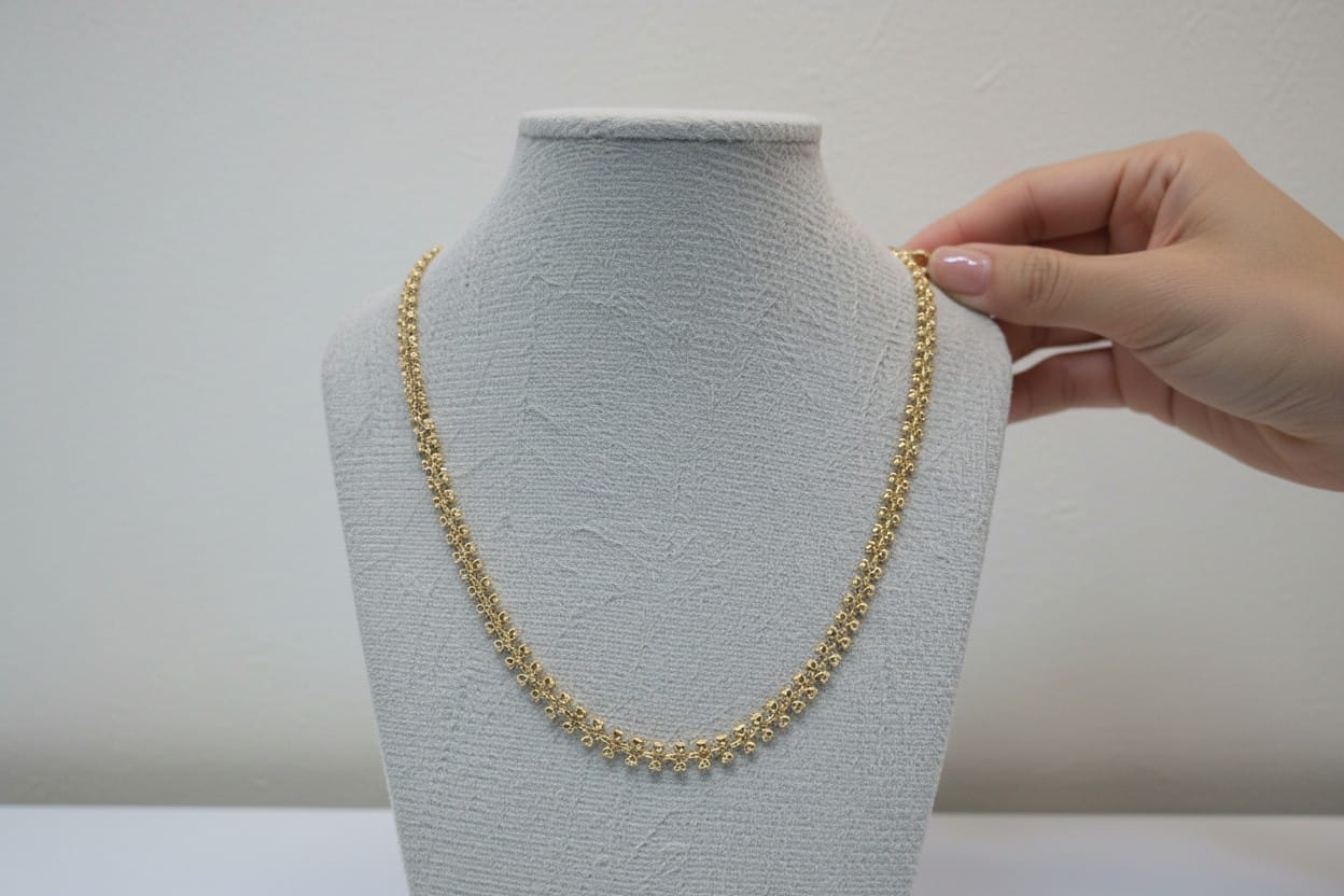 Colar Corações Duplos Dourado